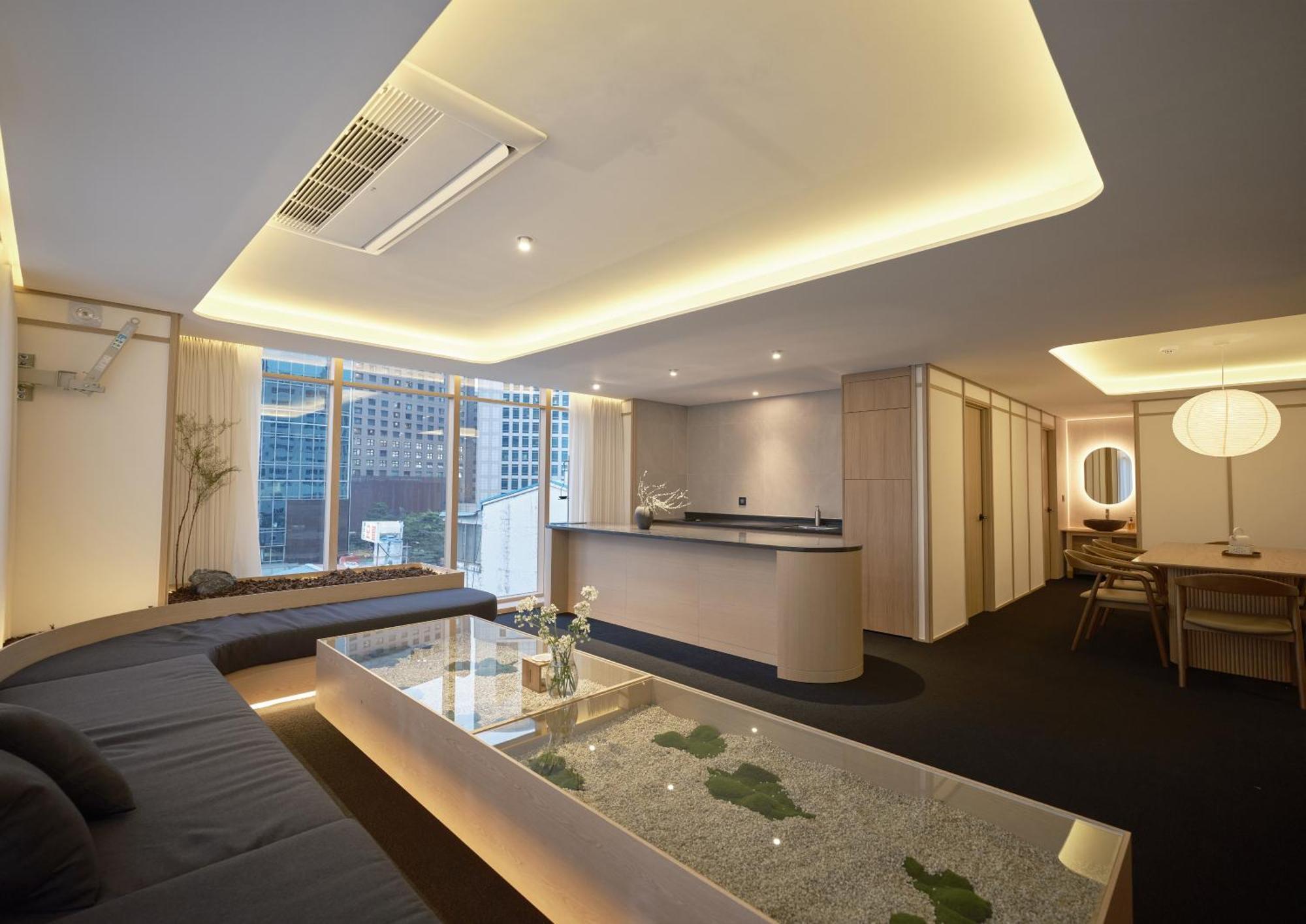 Uh Suite Seoul Deoksugung ภายนอก รูปภาพ